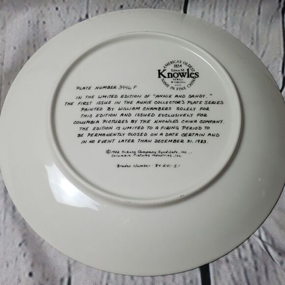 Annie Collectable Plate by Knowles - Picture 5 of 6